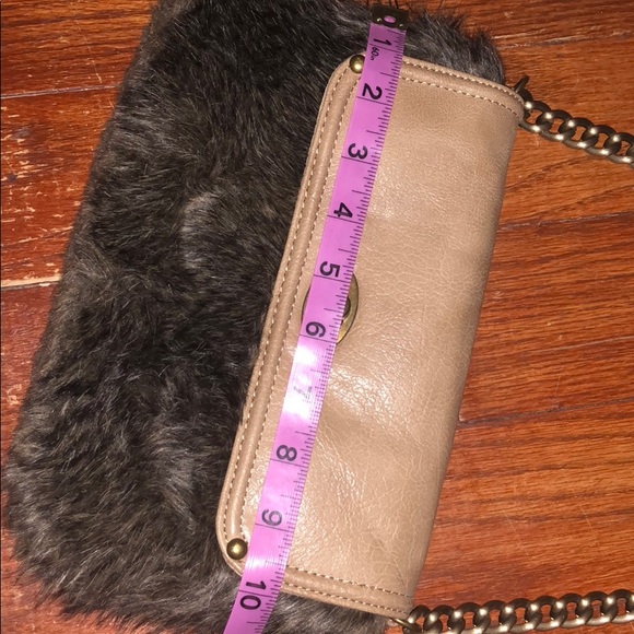 Downsizing - Picture 7 of 7